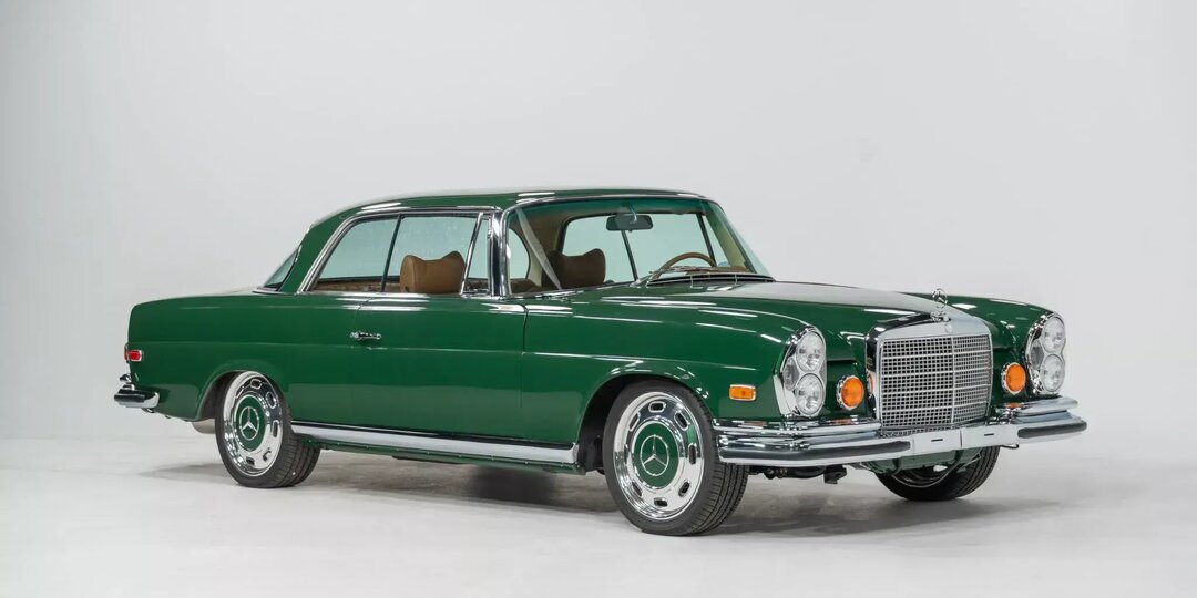 Самый быстрый Mercedes-Benz 280SE в истории уйдет с молотка за 500 тысяч долларов