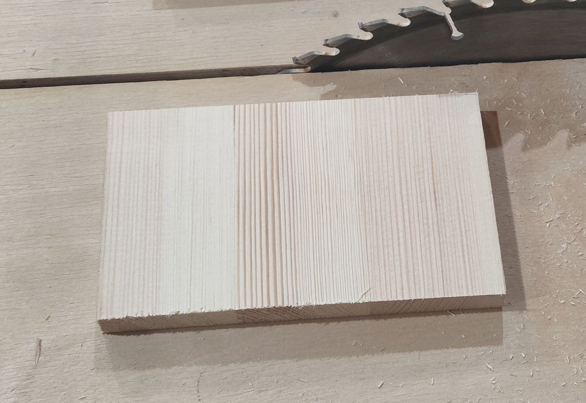 Заготовка из дерева для выпиливания злой акулы на лобзиковом станке