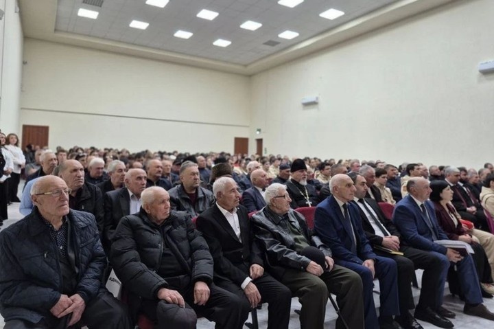 Глава Теучежского района отчитался о результатах работы за 2025 год