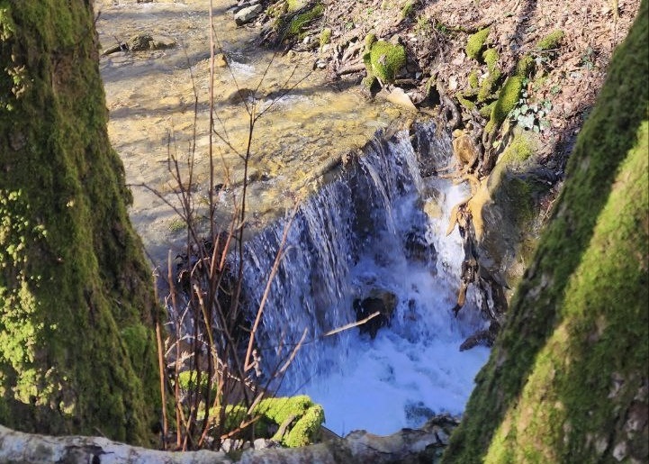 Водопад Петровой щели