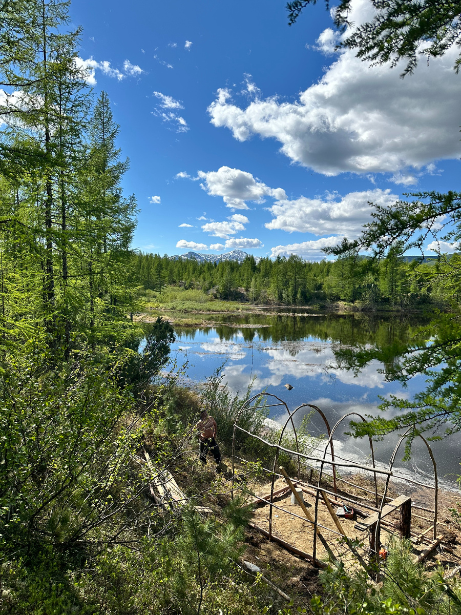 Возведение каркаса будующей баньки..