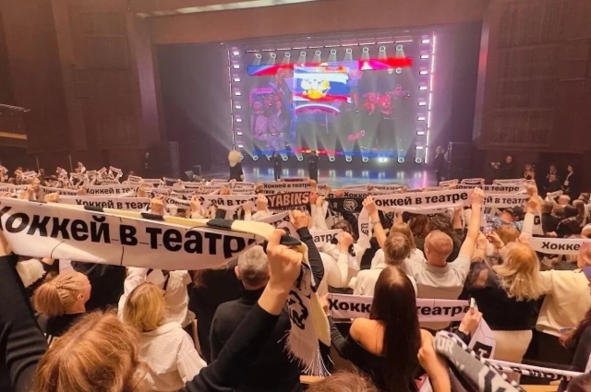    Спорт в театре.