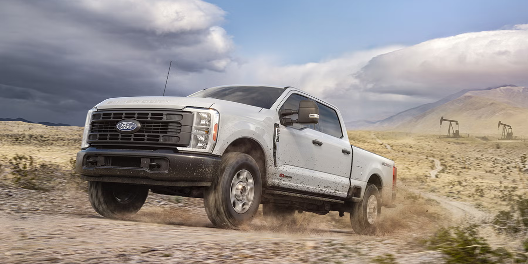 2027 Ford Super Duty: 35-е колеса и внедорожные обновления