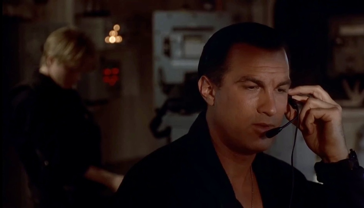 Кадр из фильма «В осаде»