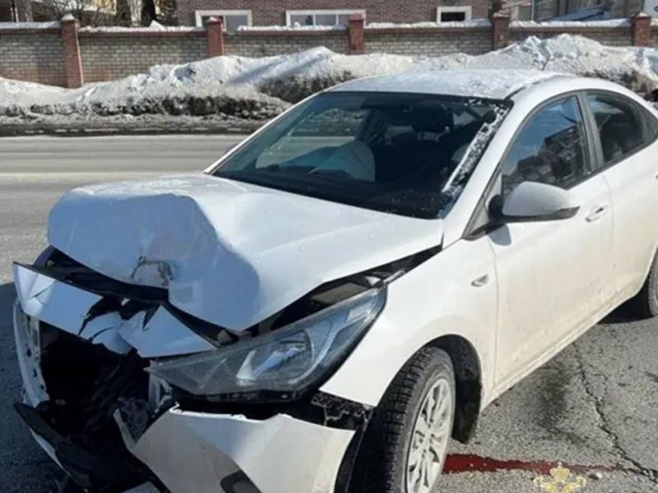    В Промышленном районе Самары 18-летняя девушка за рулем Hyundai Solaris не справилась с управлением. ГУ МВД России по Самарской области