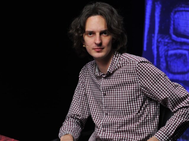    Фото: legion-media.com/"Комсомольская правда"/PhotoXPress.ru/Иван Вислов (Максим Кац признан в РФ иноагентом)