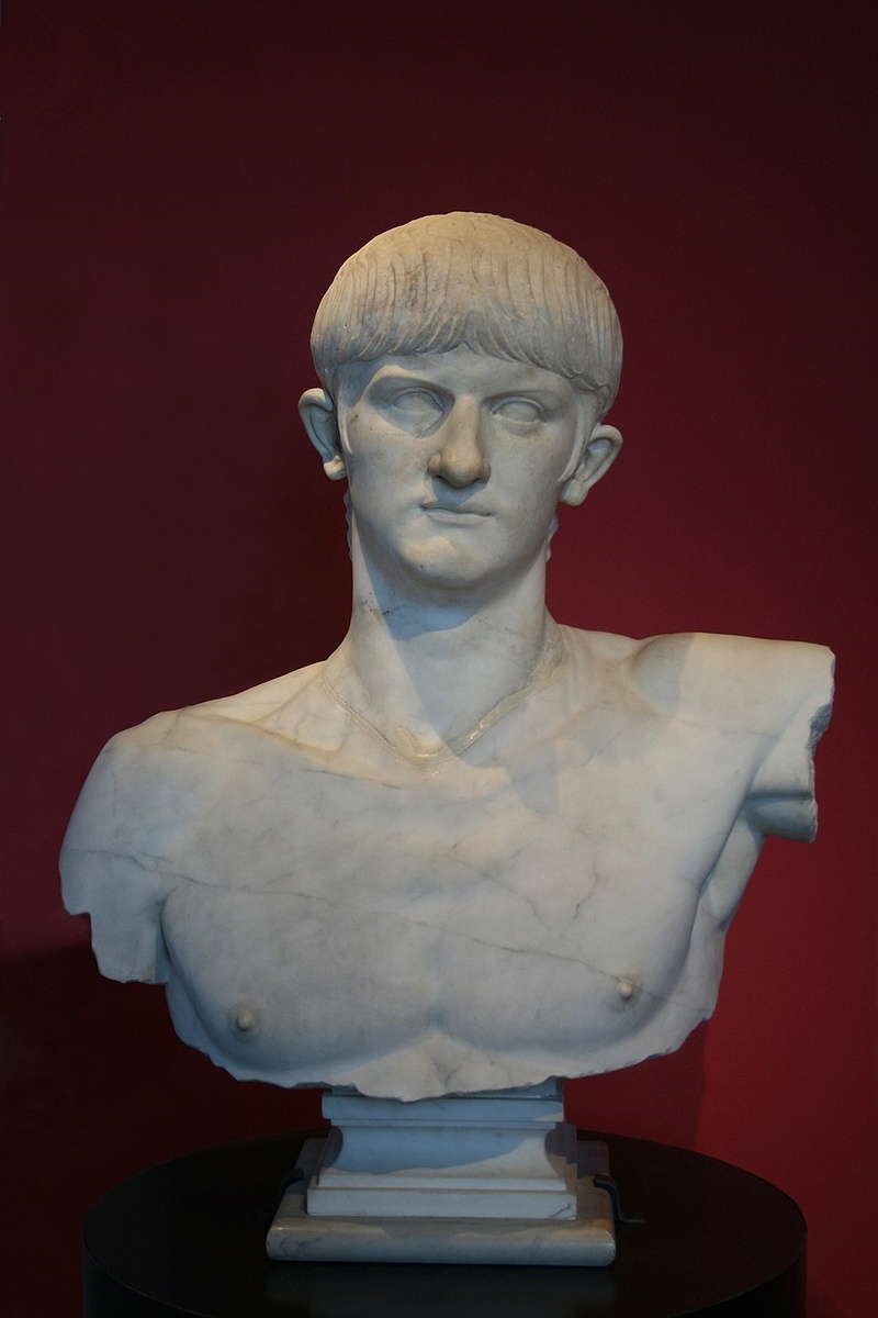 Бюст Нерона, неизвестный скульптор - Jean-Pol GRANDMONT (2011), CC BY-SA 3.0, https://commons.wikimedia.org/w/index.php?curid=17052077