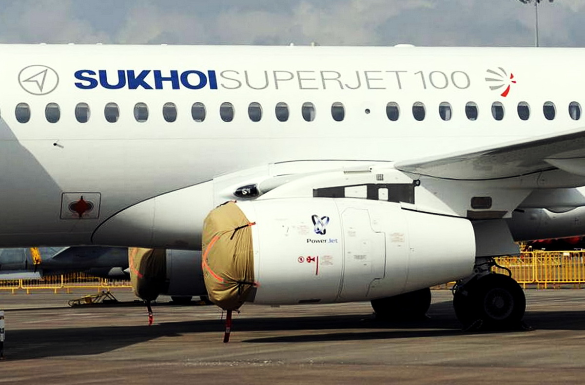 SSJ-100