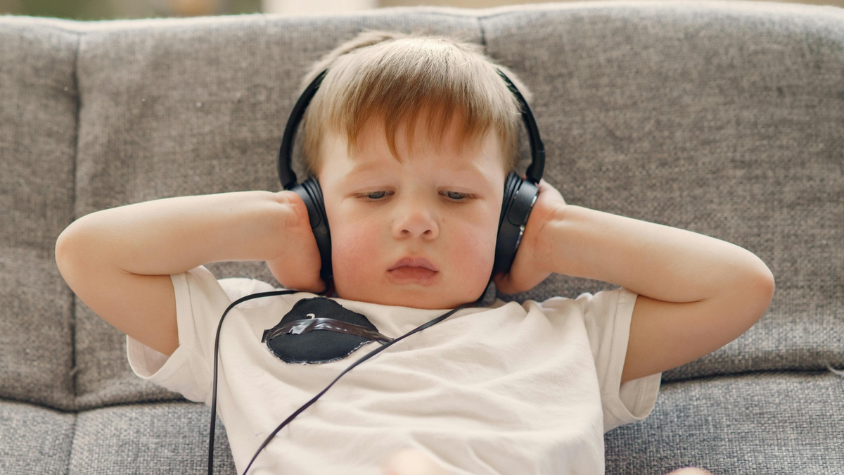 Когда мы постоянно критикуем, ребёнок говорит этому “стоп”