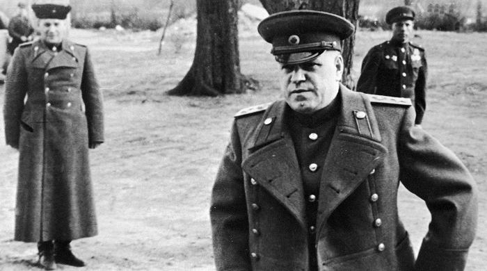 Как водитель случайно повез Жукова к немцам. Что сделал Маршал