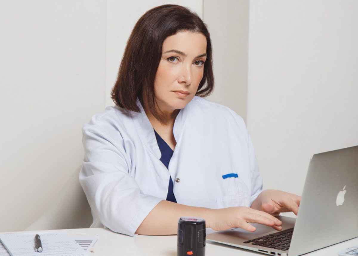 Китчиева Гульмира Мустафаевна – врач-колопроктолог, хирург, к.м.н.
