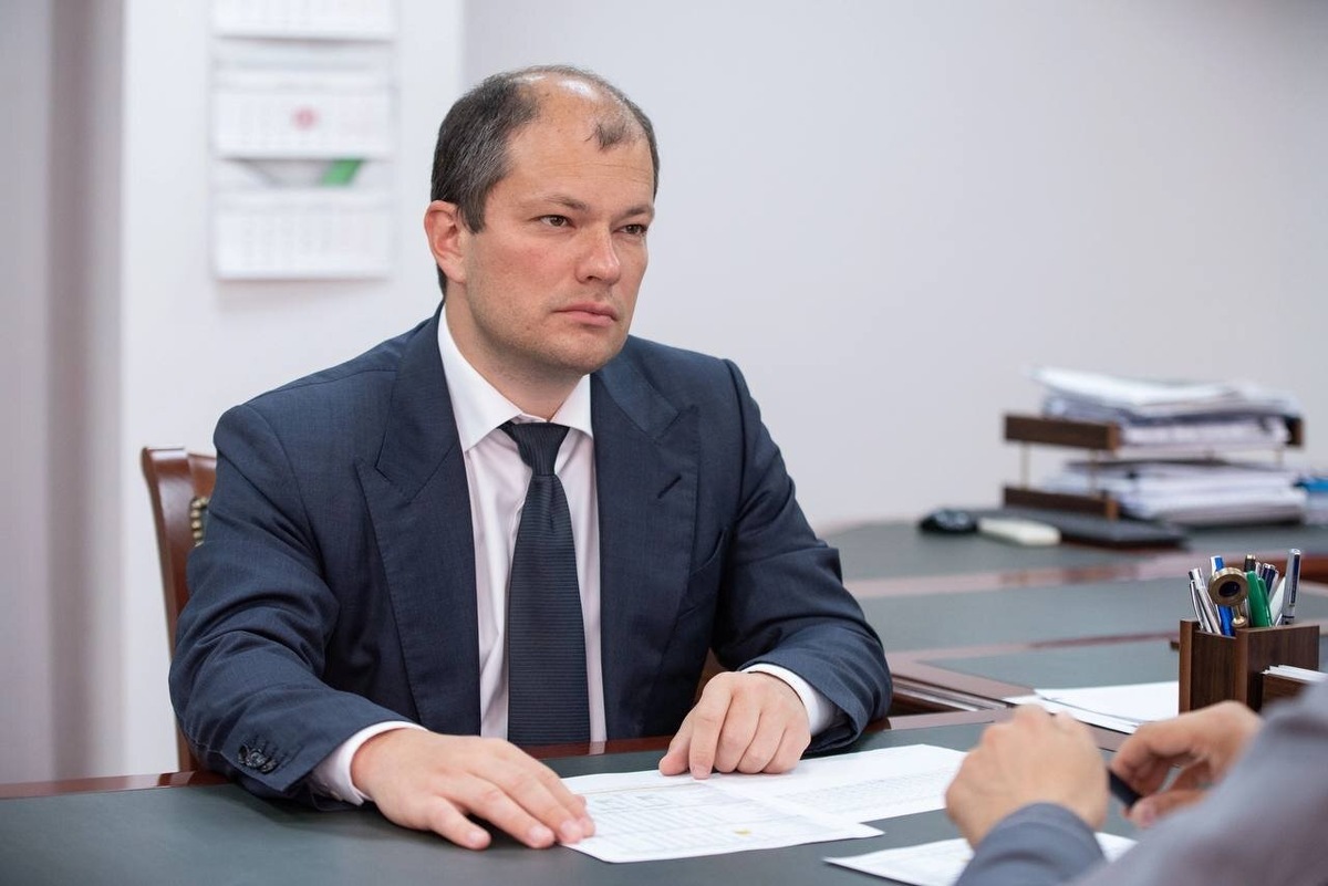 Денис Сафин, генеральный директор УК «Уральская Сталь». Источник: официальный телеграм-канал УК «Уральская Сталь» «Проспект Металлургов 50/56 Уральская Сталь».