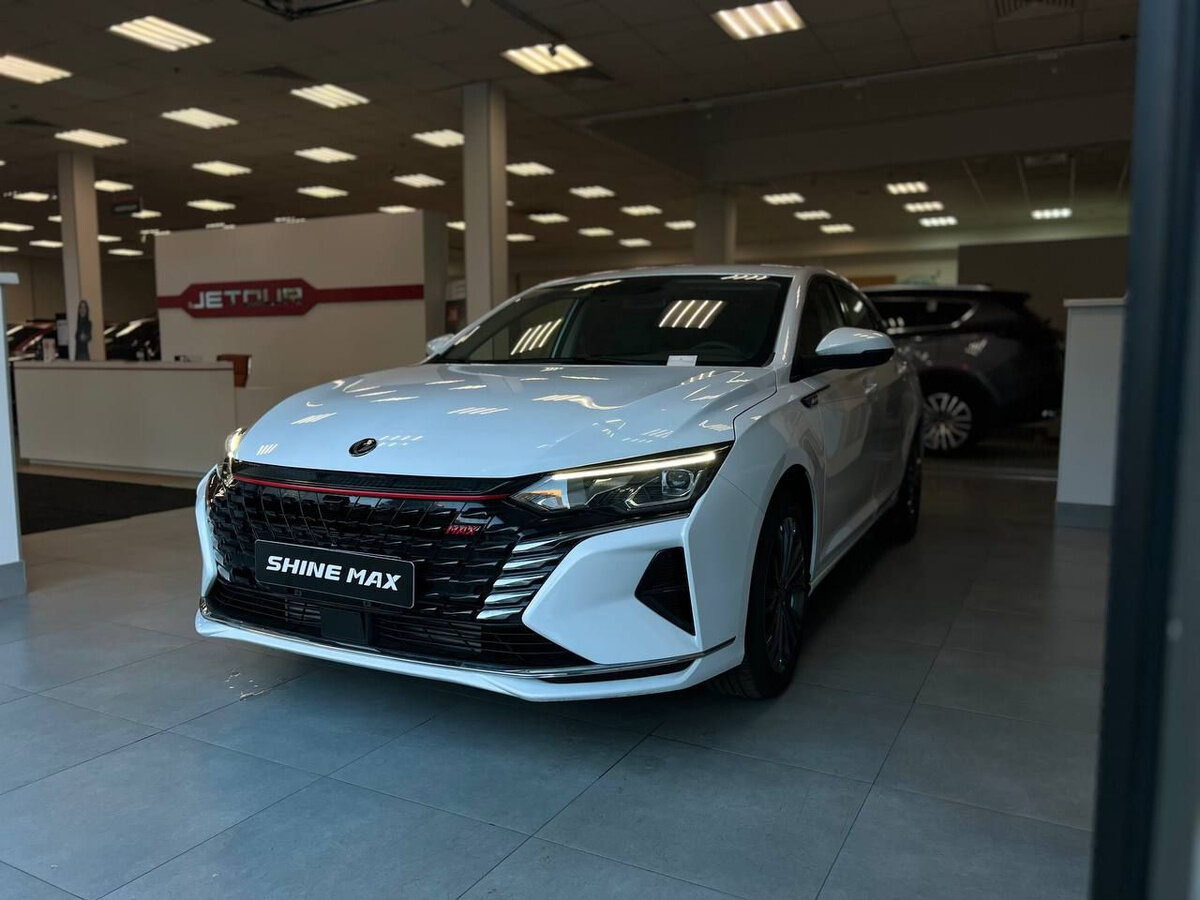 Dongfeng Shine Max. Источник иллюстрации - auto.ru