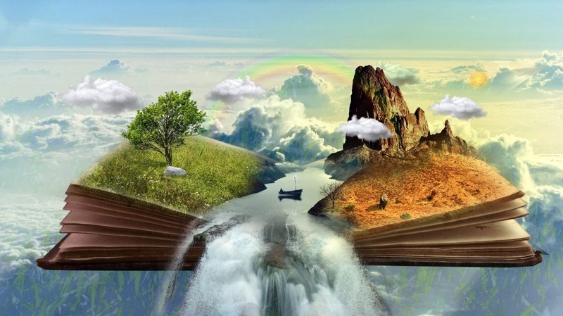 Его воображение было чрезвычайно богатым.