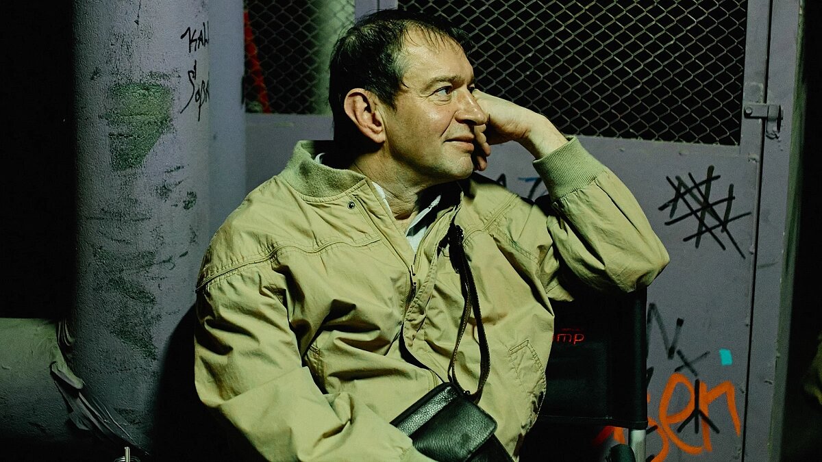 Кадр со съемок фильма «Здесь был Юра», 2025 год, режиссер Сергей Малкин