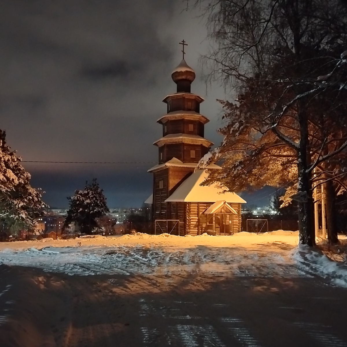 Старо-Вознесенская (Тихвинская) церковь. Фото автора канала "Приключения Тома Сойера".