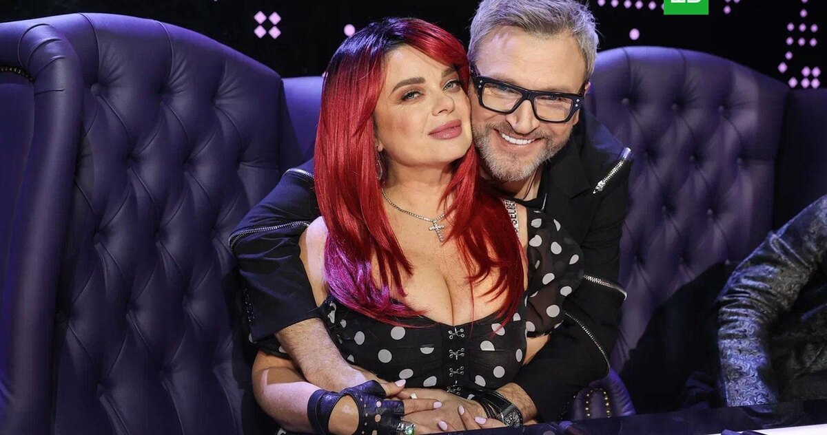 Ведущие программы "СуперСтар". Фото Яндекс.Картинки. 