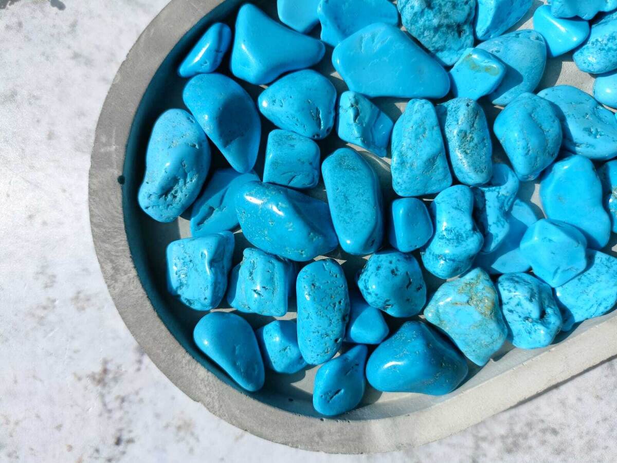 Окрашенный голубой хаулит