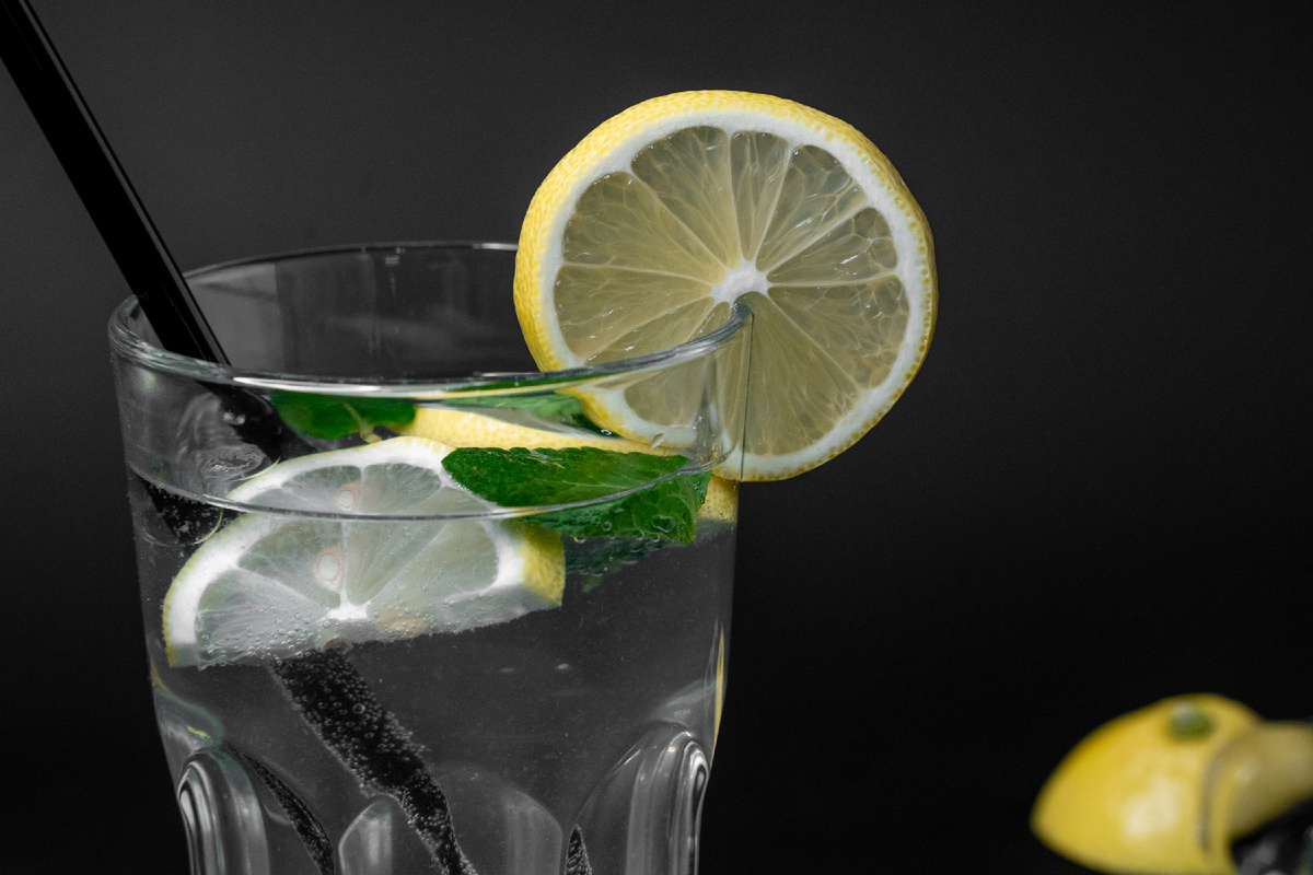 Летом это классика Лимонный лимонад с мятой