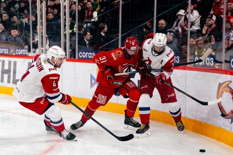    Фото: пресс-службы ХК «Автомобилист» / Момент матча