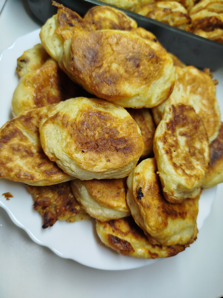 Я добавила перетёртые яблоки , для полезности и вкуса) 