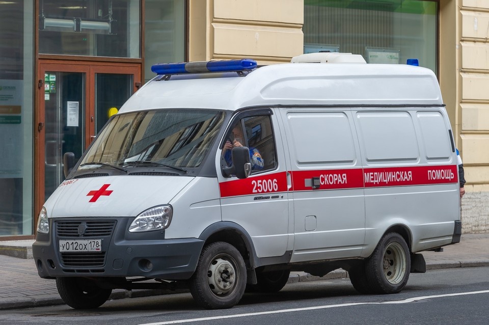    Петербуржец выстрелил в любимую, после того, как она его отвергла. Олег ЗОЛОТО