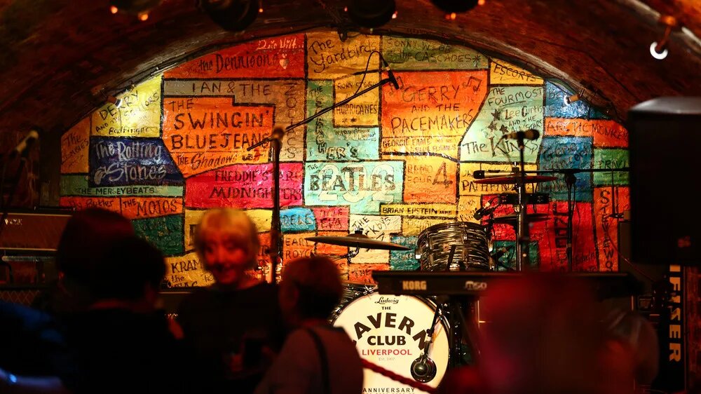  "Каверн-клаб": поклонницы начеку!