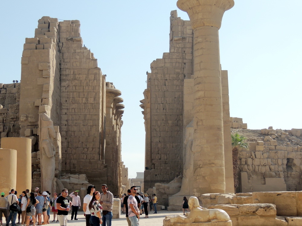 Колонны Карнакского храма.