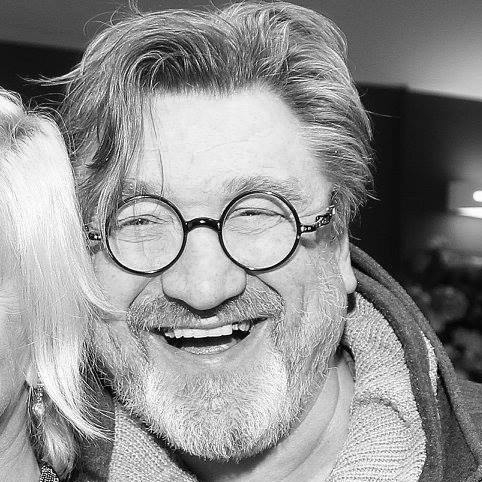     Умер цирковой режиссер Валентин Гнеушев