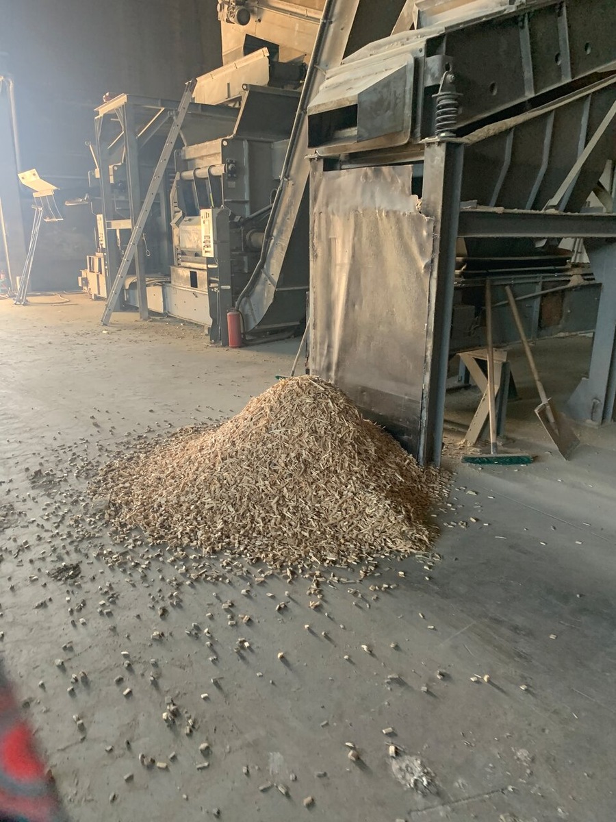 Источник изображения - https://avatars.mds.yandex.net/get-altay/2355061/2a000001763914478954289837807f8b84f2/XXXL