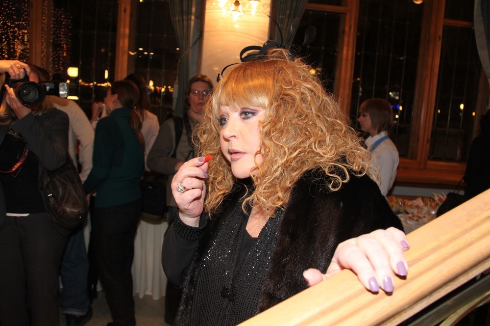    С Аллы Пугачевой требуют миллионы за страдания Борис КУДРЯВОВ