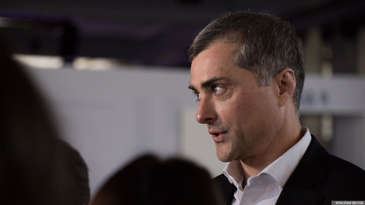     Владислав Сурков   
Григорий Фадеев © ИА Красная Весна