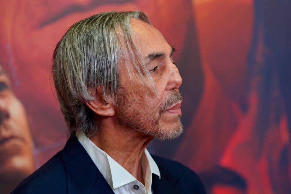    Многие обращали внимание на нос Джабраилова. Сам он говорил, что подорвался в Чечне на фугасе и ему плохо сделали операцию. Но есть и другая версия - давнее пристрастие к кокаину. Фото: Елена НИКИТЧЕНКО/PhotoXPress