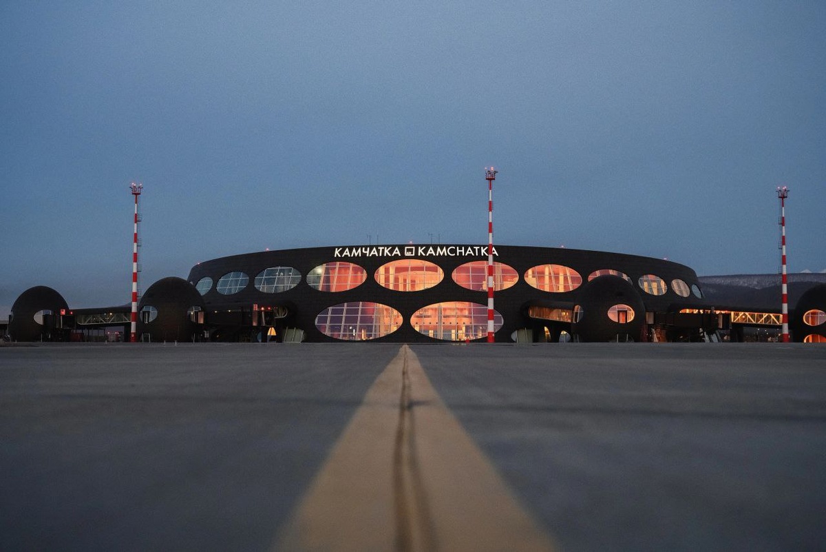    Три рейса из камчатского Елизово задержаны и один отменен из-за непогоды