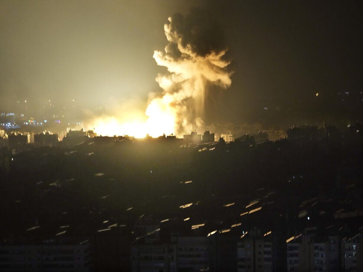    Израильский авиаудар по Бейруту | © AP Photo / Hussein Malla