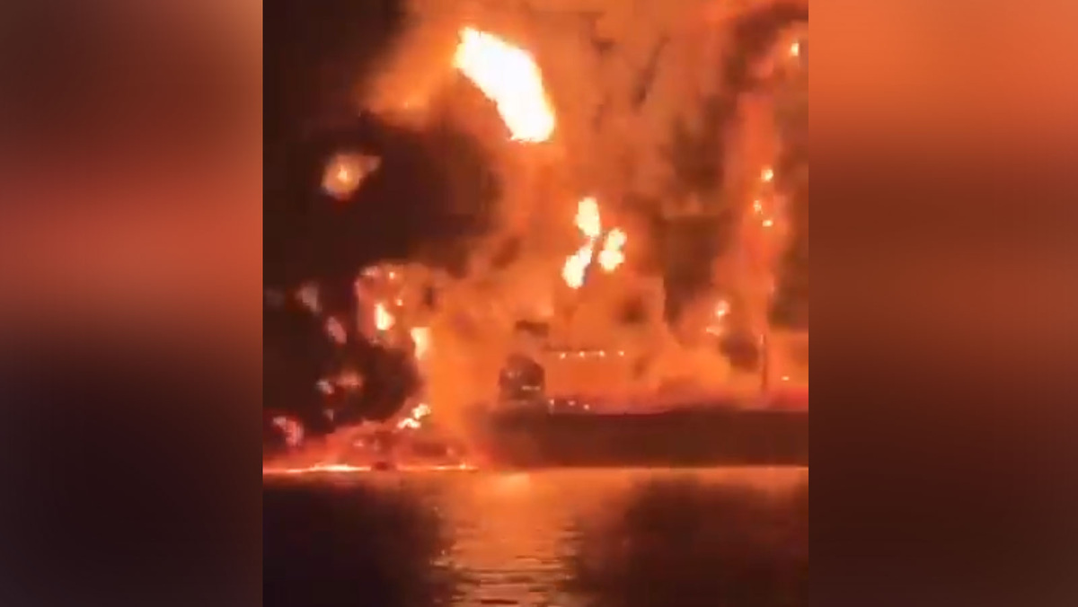    Иран атаковал два танкера