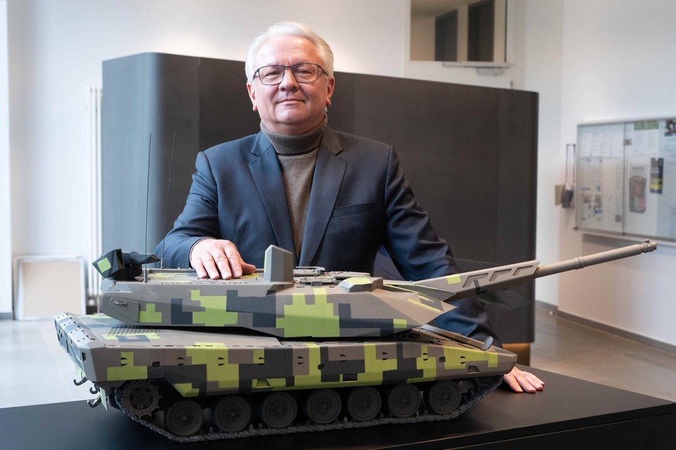    Глава Rheinmetall Паппергер заявил о дефиците боеприпасов в странах Европы GLOBAL LOOK PRESS