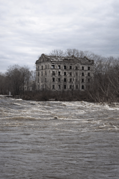 Разлив Иргиза там, где собираются благоустраивать территорию