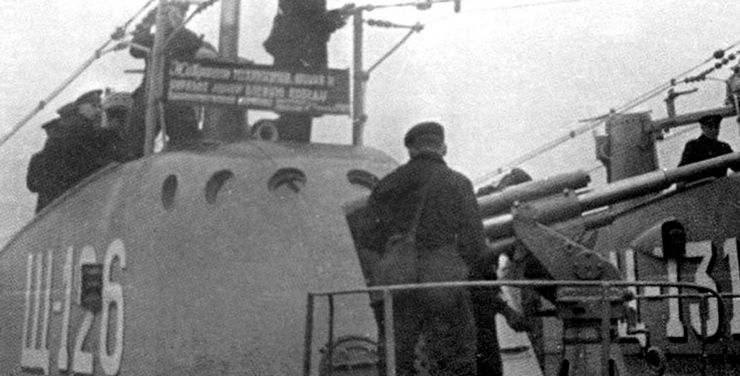 Чтобы погибнуть при выходе из ТА не нужно 72 метра / Подготовка экипажа подводной лодки - условие жизни