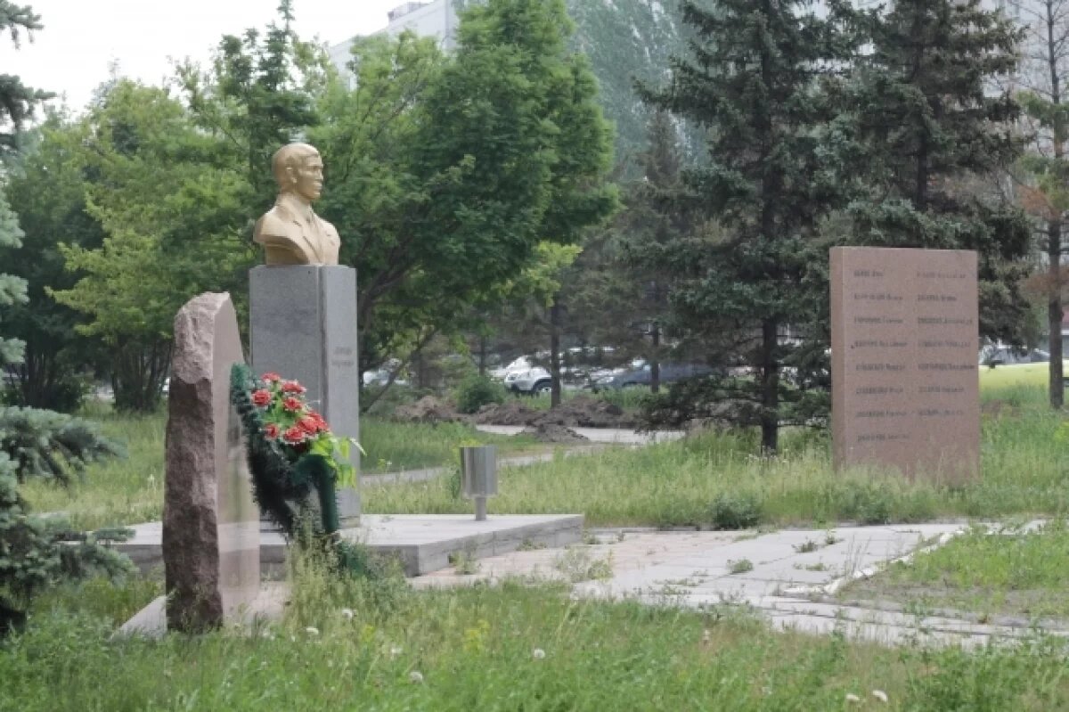    В Новосибирске обсудят расширение сквера на улице Демакова