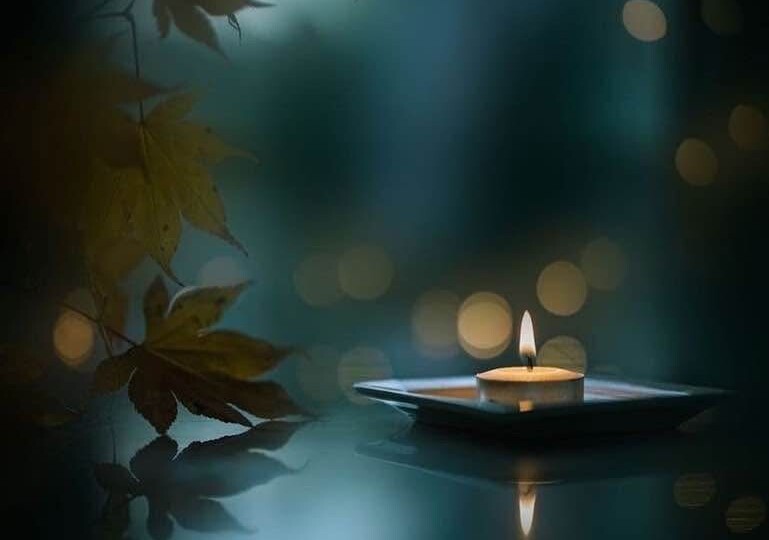 Как снимают порчу святой водой