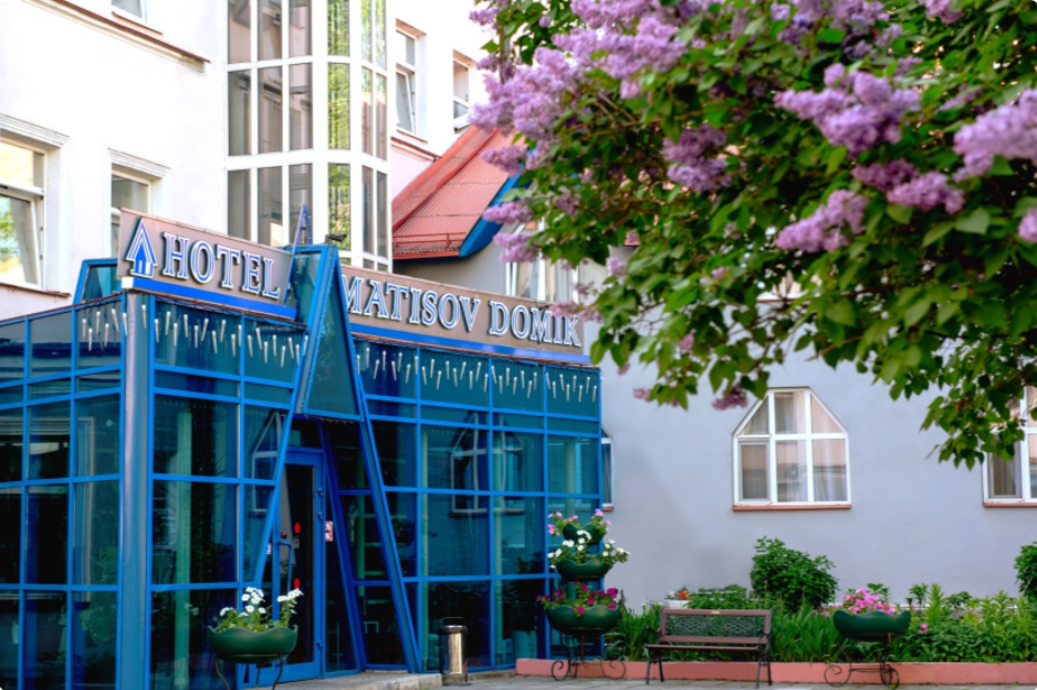 Честный обзор отеля Матисов Домик у Новой Голландии в СПб: уют на острове