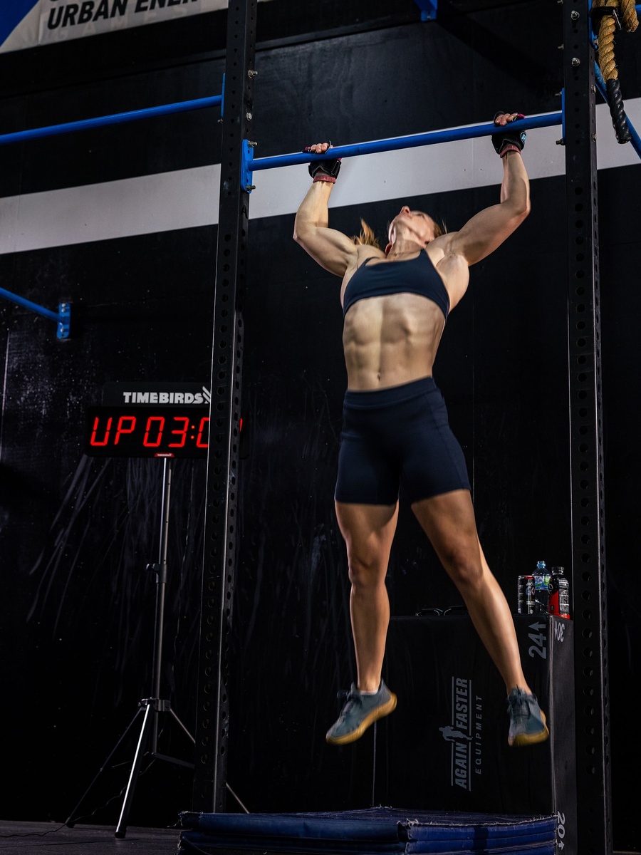 Джейд Хендерсон и мировой рекорд по подтягиваниям - 733 раза за час: как женщина смогла то, что недоступно многим мужчинам