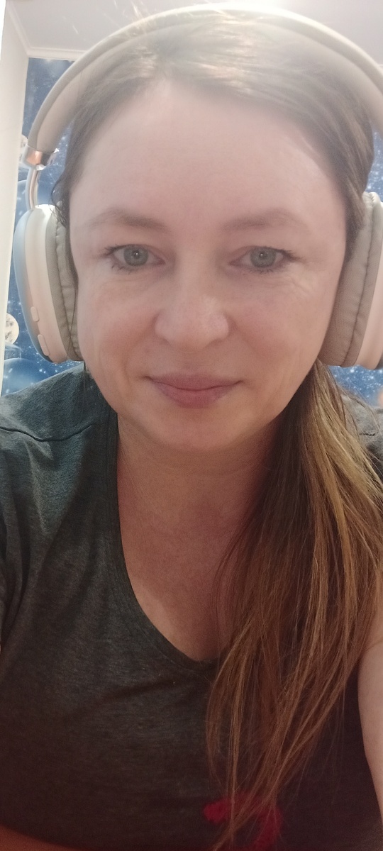 Специально их одела. Обычно они мне не нужны. 