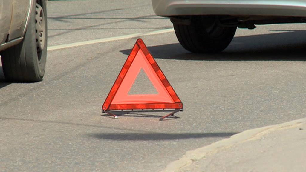    ДТП аварийный знак треугольник лето (без привязки)