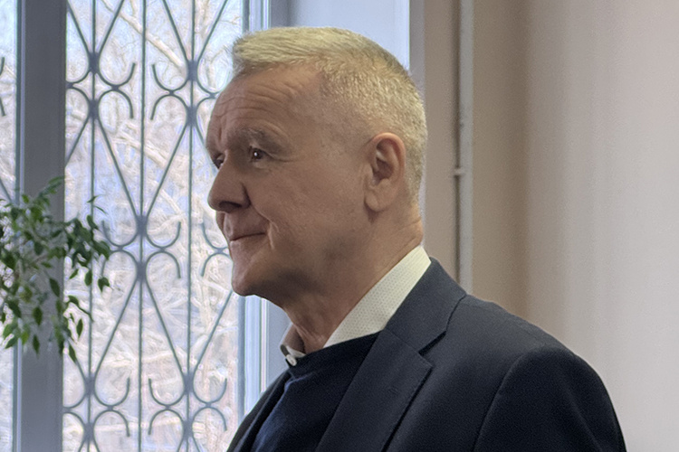    Сейчас Ханбиков находится под домашним арестом и прибывает в суд из Буинска.   
Фото: Станислав Шемелов