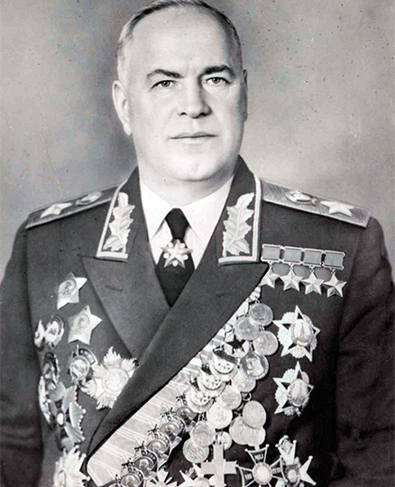 Георгий Жуков: Маршал Победы между славой и тенью войны