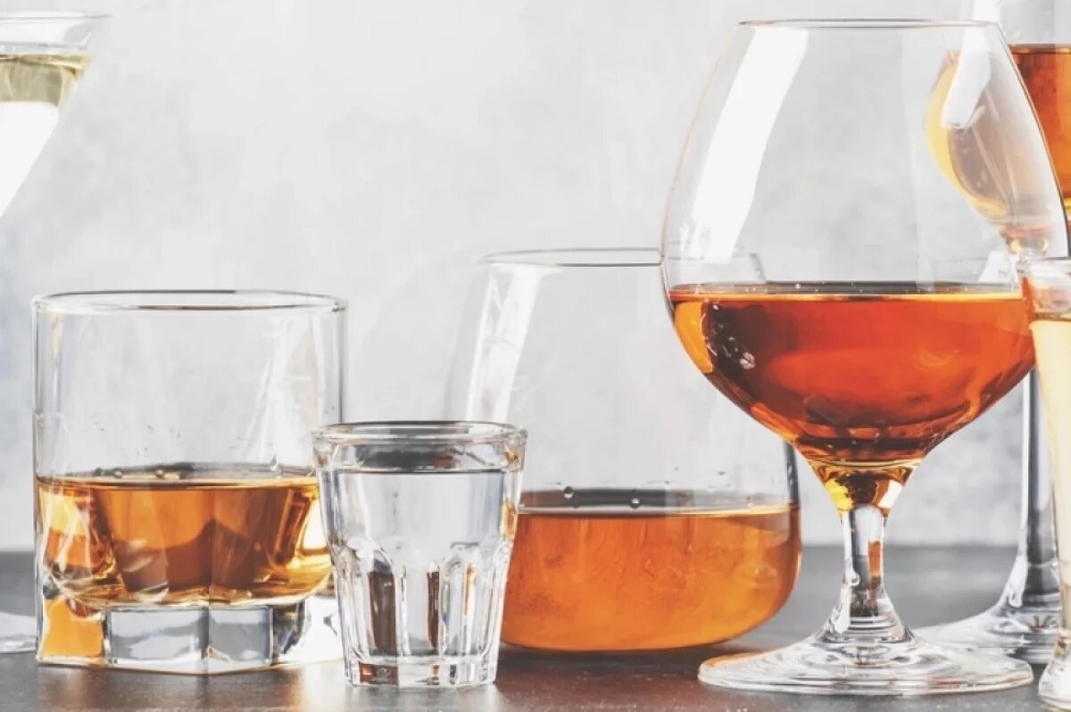    В Астрахани осудили группу продавцов опасной спиртосодержащей жидкости