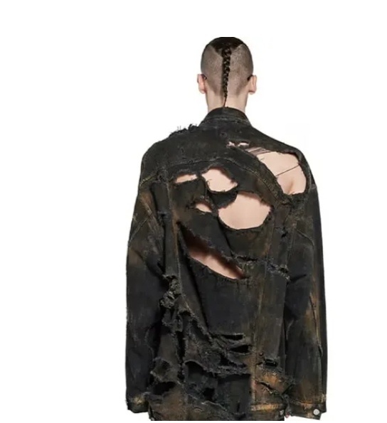 Кофта Баленсиага (так и было написано "кофта")