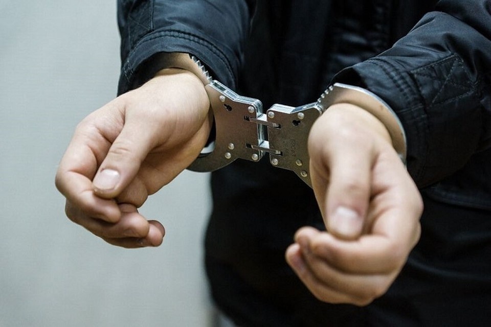    В Донецке задержали курьера мошенников, пытавшегося забрать деньги у пенсионерки (архивное фото) Светлана МАКОВЕЕВА